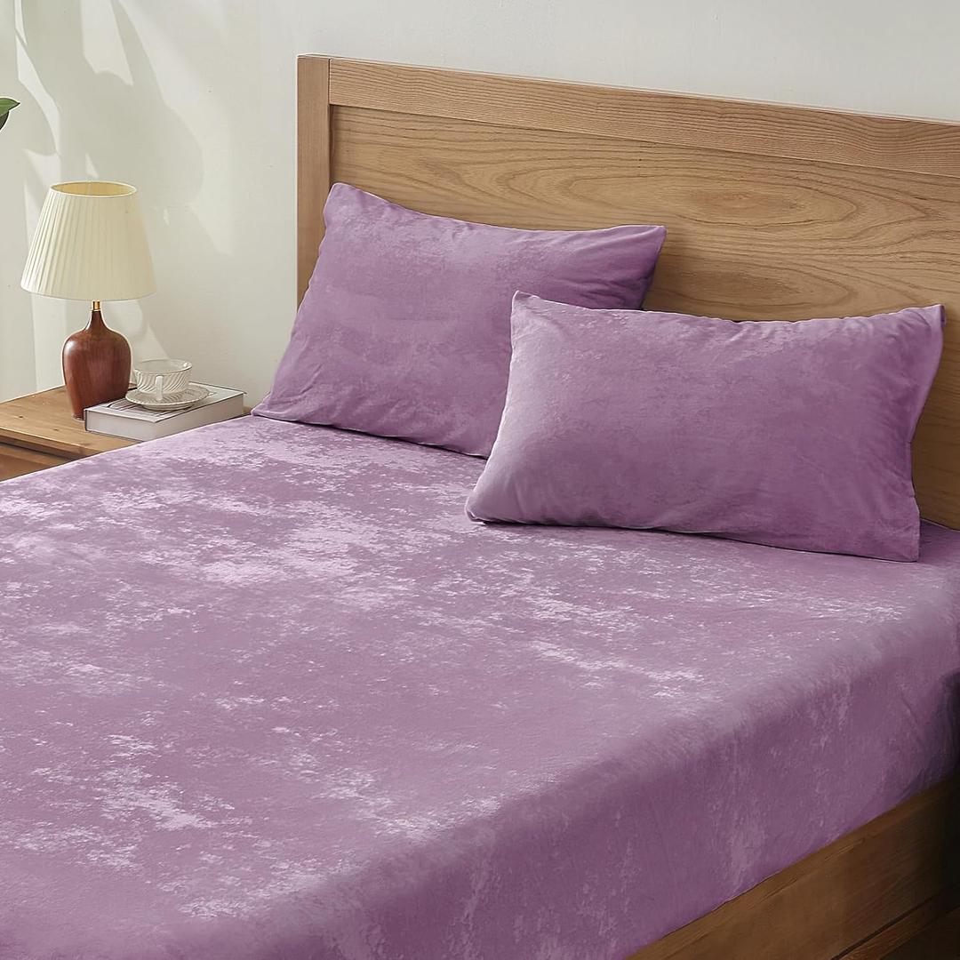 BEDELITE Velvet Fitted Sheet and Pillowcases Set, Luxury Soft Fuzzy Bottom Sheet with Reinforced Elastic Corner Straps, Deep Pocket up to 15 Inch, 1 Fitted Sheet and 1 Pillowcases (Twin, Lavender)
