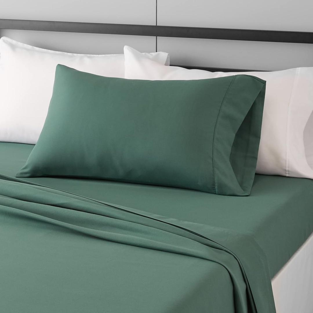 Amazon Basics Lightweight Super Soft Easy Care Wrinkle Free Microfiber 3 Piece Bed Sheet Set with 14-Inch Deep Pockets, Twin, Emerald Green, Solid, Kids, Men & Women Bedding