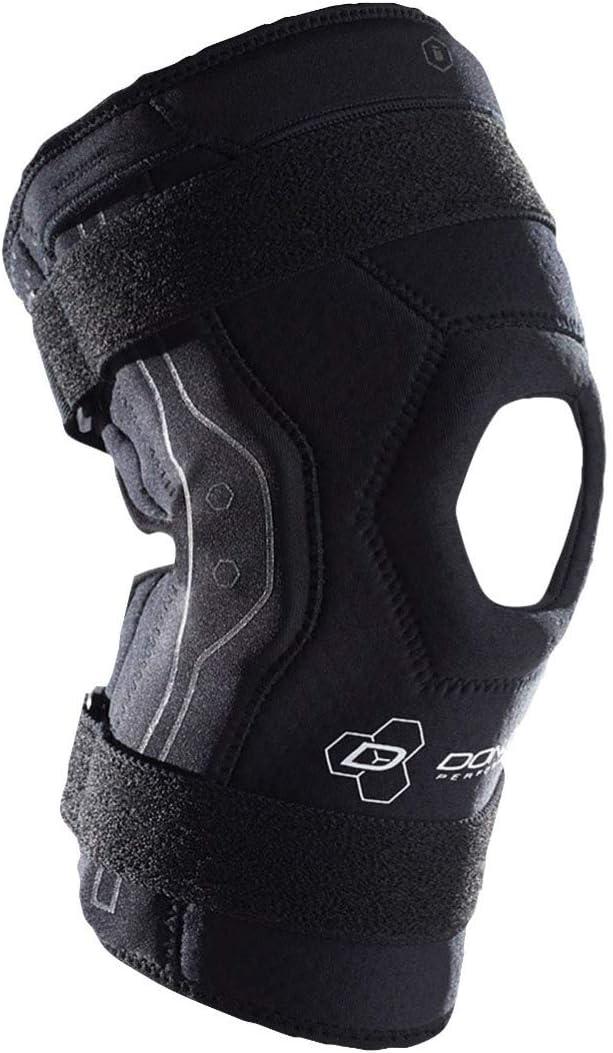 DonJoy Performance Bionic Knee Brace  Hinged, Adjustable Patella Support, Lateral / Medial Ligament (ACL, MCL, LCL), Meniscus, Knee Sprains for Soccer, Basketball, Skiing, Hockey, Running, Water Sports (Small, Black)