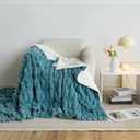 UKELER Cozy Sherpa Bed Blanket Queen Size 80 x 90 inch, Thick Striped Throw Blanket for Bed Couch Sofa Camping, Great Gift for Mother's Day, Father's Day, Thanksgiving, Christmas,New Year's Day, Blue