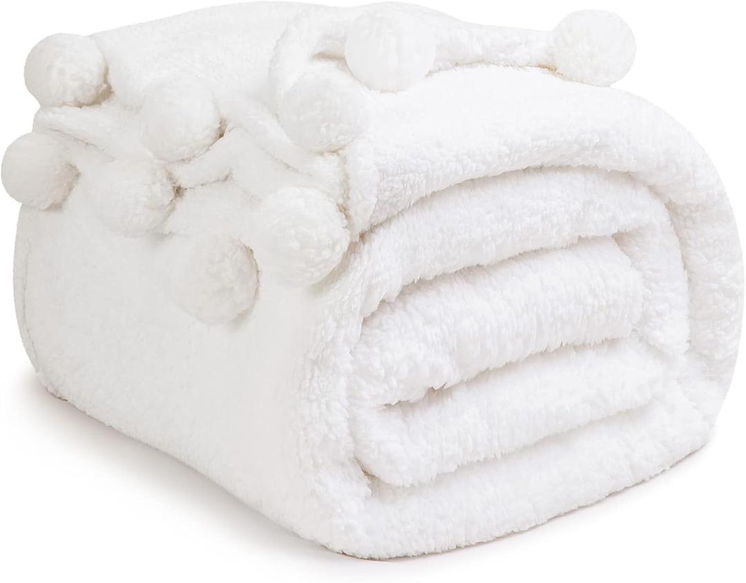 LBRO2M Double Sided Sherpa Blanket,King Size Super Soft Fuzzy Plush Warm Cozy Fluffy Throw Reversible Luxurious Blankets (White) (King(90x104 Inches)) LBRO2M Double Sided Sherpa Blanket,King Size Super Soft Fuzzy Plush Warm Cozy Fluffy Throw Reversible Luxurious Blankets (White) (King(90x104 Inches))