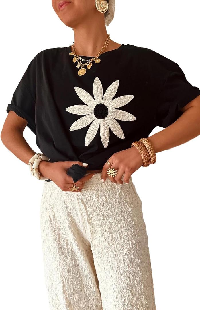 Women's Loose Fit Short Sleeve T-Shirt with Crochet Daisy Solid Color Casual Tops for Daily Wear (Black, M)