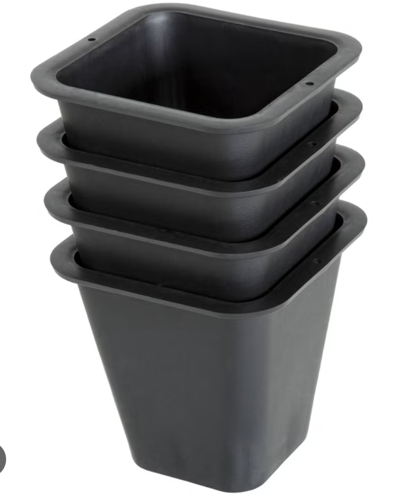Set of 4 Pure Garden Plastic Flower Pots, 6" x 6", Black .