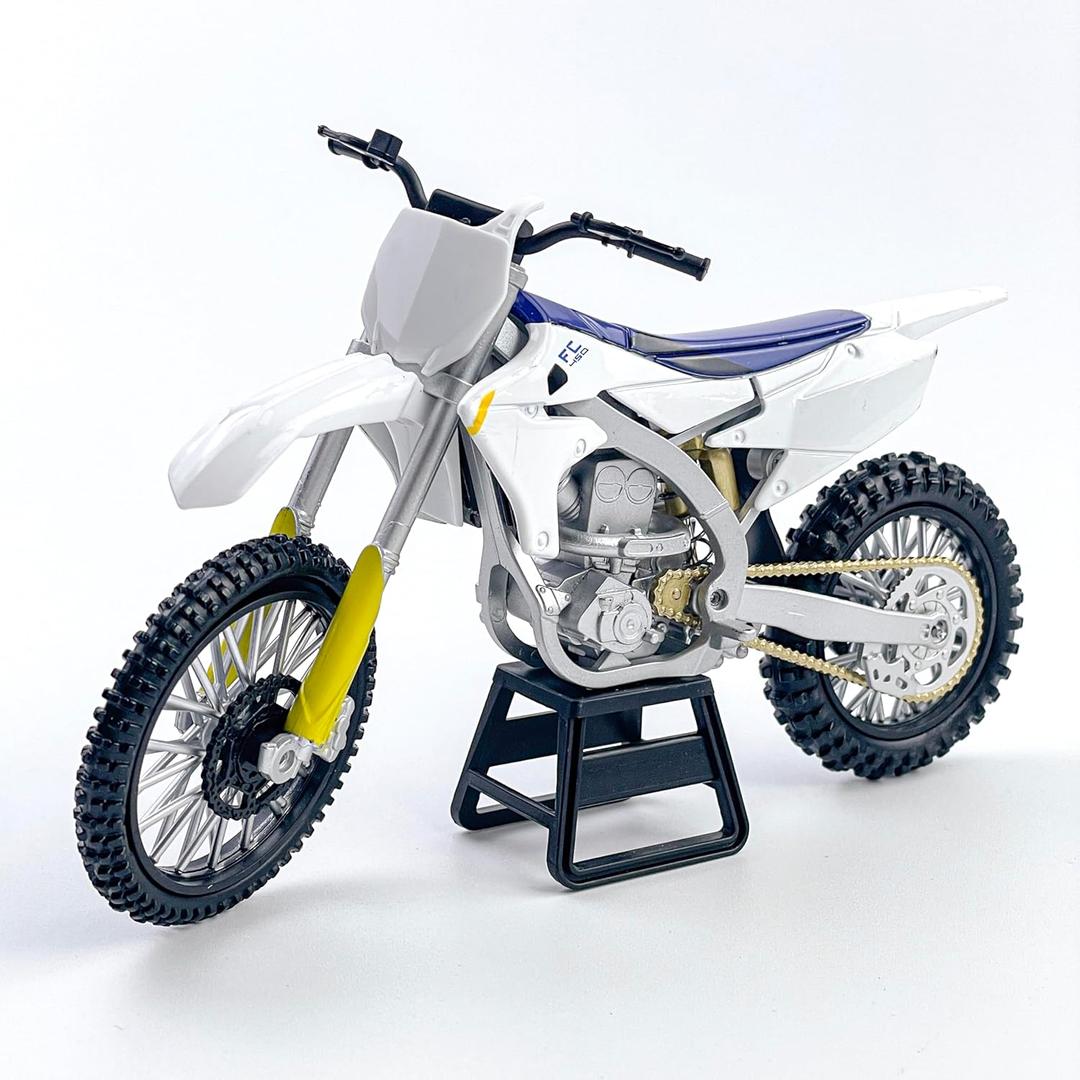 OEVTVR 1:12 Scale Diecast Dirt Bike Motorcycle Model  White Motocross Motorbike with Realistic Details, Alloy Body, Display Gift for Enthusiasts