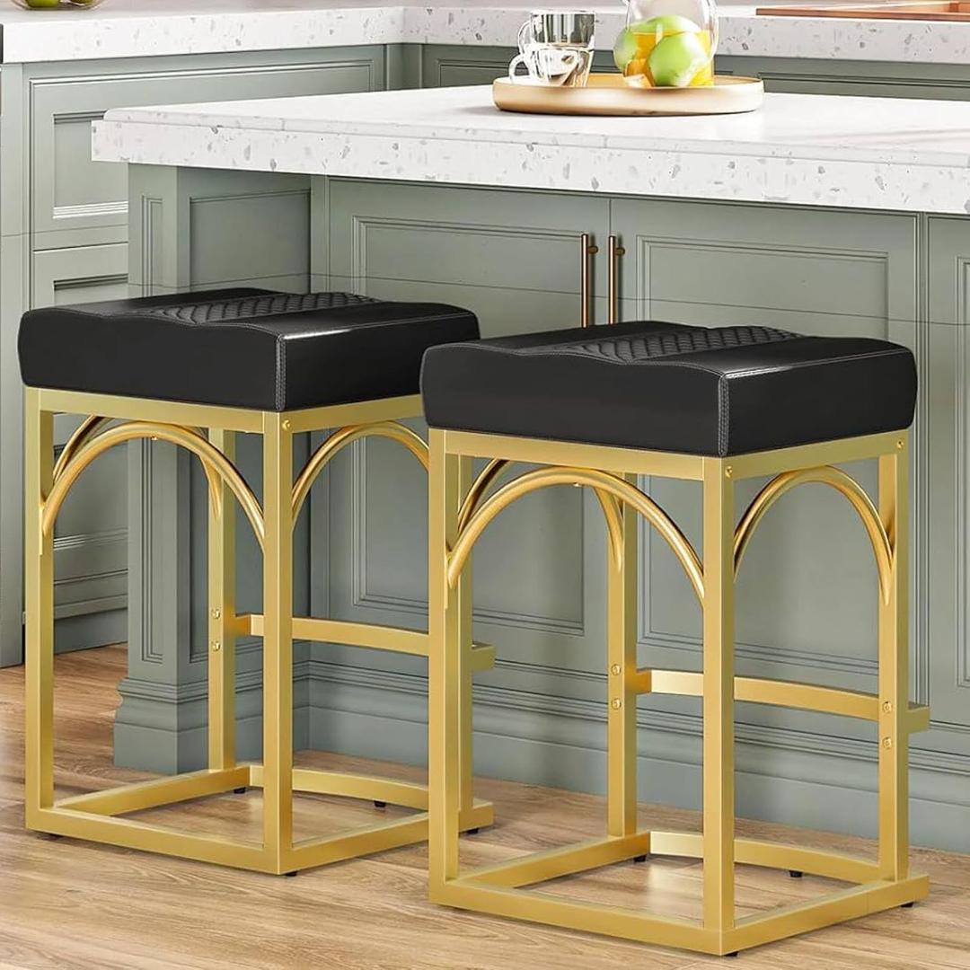 HOOBRO Bar Stools, Set of 2 Bar Chair, 24.4" Counter Height Bar Stools with Curved Footrest, PU Upholstered with Metal Frame, Barstools for Kitchen, Living Room, Bar, Gold and Black BD80BYP201
