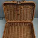 1pc Mini Wicker Picnic Basket, Decorative Prop Suitcase Vintage Storage Hamper Makeup Organizer, Metal Lock Rattan Storage Box with Handles for Sundries Travel Camping and Outdoor Party (Brown, L)