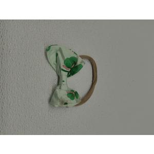 YanJie Baby Bows Nylon Green Bow Headbands for Infant Girls Shamrock Clover Headband Newborn Toddler Headband St Patricks Day Hair Accessories White