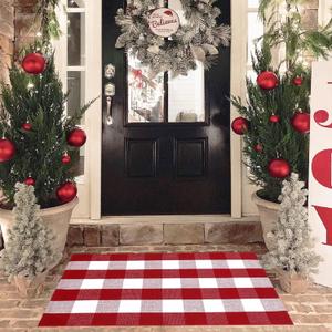 Christmas Red and White Plaid Rug, 28 x 43 Inches Cotton Hand-Woven Layered Door Mat for Front Porch, Entryway, Outdoor Holiday Decor, Washable Buffalo Check Rug for Home, Patio, Kitchen
