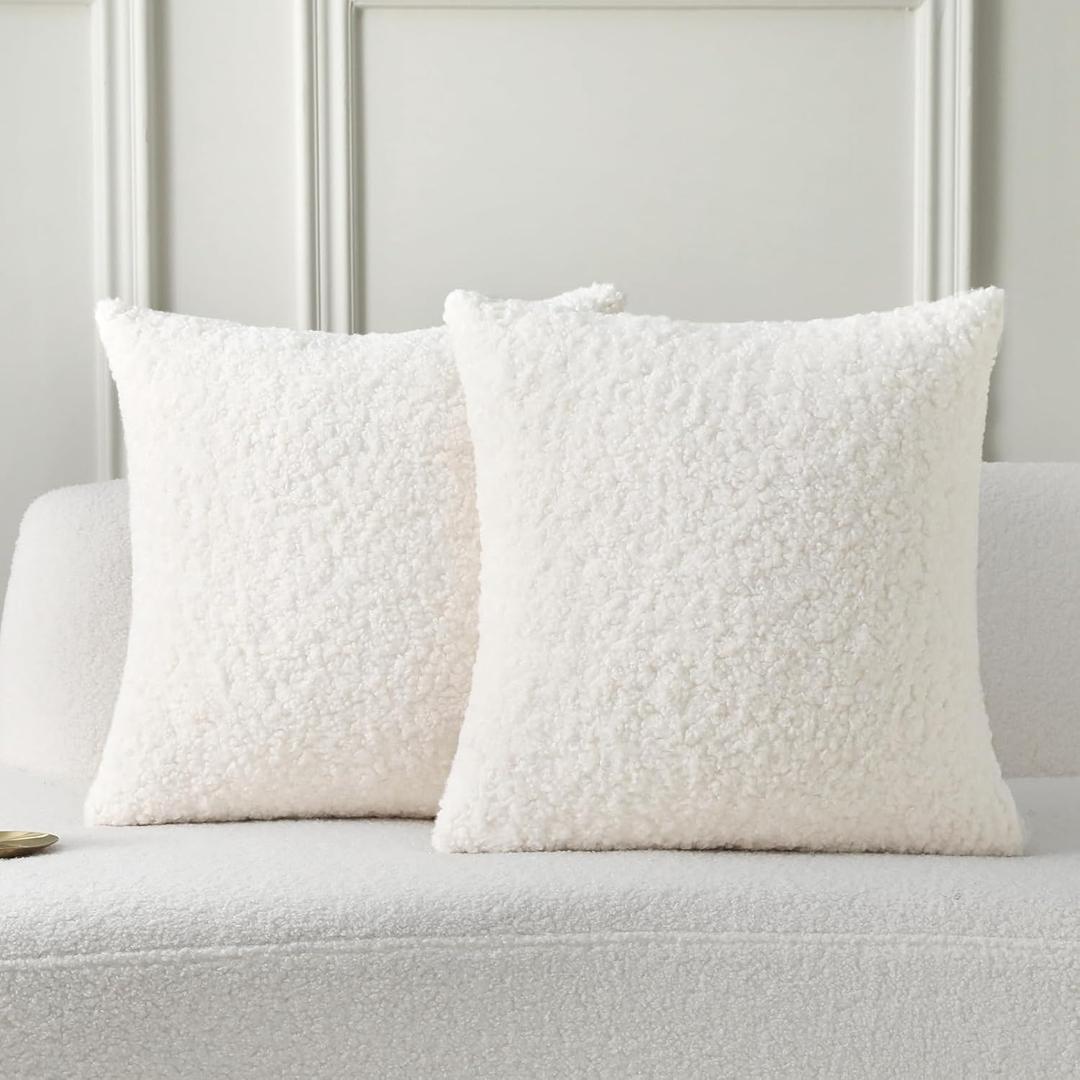 FUTEI Cream White Throw Pillow Covers 20x20 Inch Set of 2,Furry Faux Fur Teddy Boucle Textured Cushion Covers,Soft Fluffy Decorative Pillow Case,Home Decor for Couch Bed Living Room Office Car