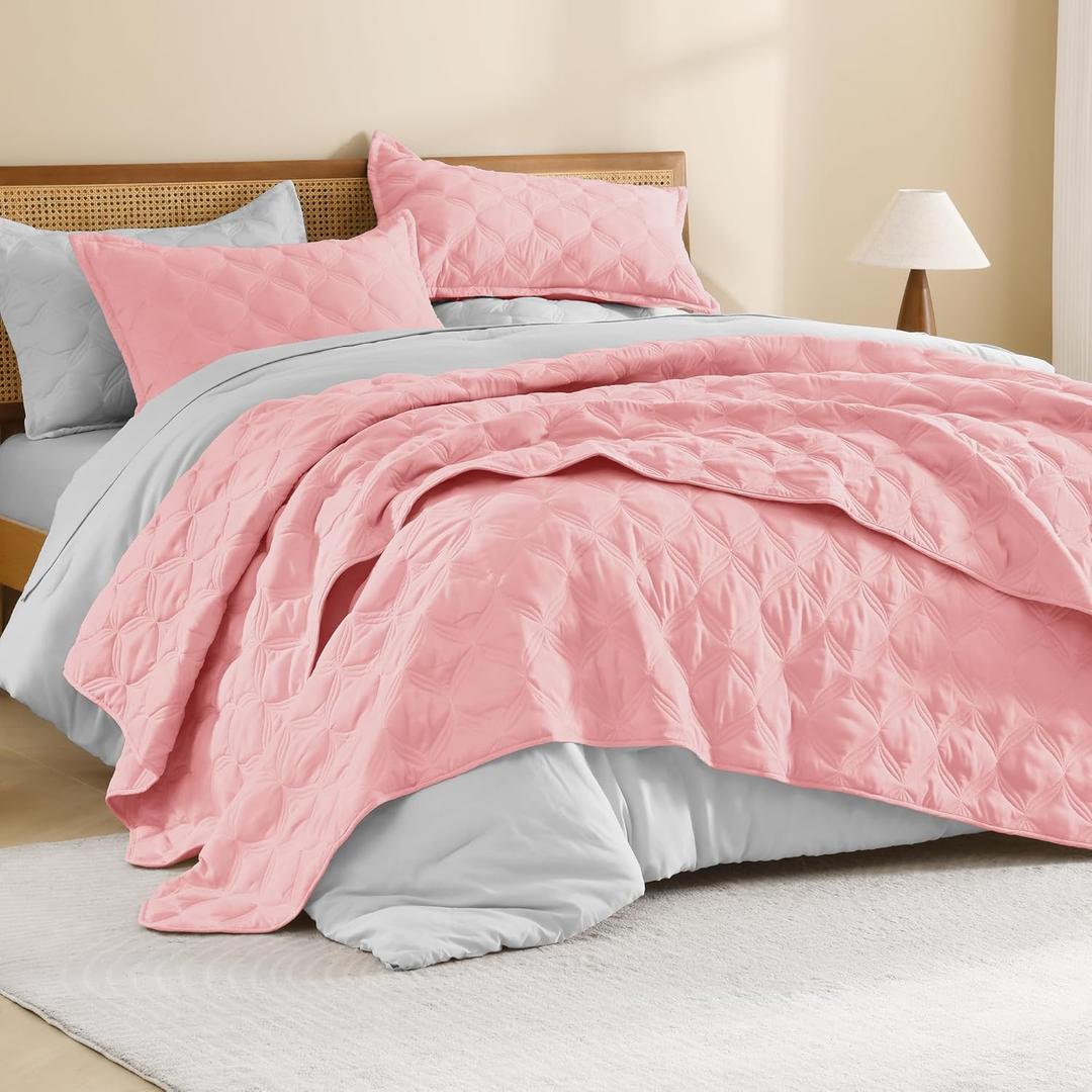 Litanika Oversized King Quilt Bedding Set,120x120Inch Super King Bright Pink Comforter Bedspreads Lightweight Bed Coverlets Boho Bedding Cover Decor All Season, 3 Pieces (1 Quilt, 2 Pillowcases)