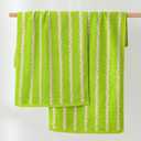 YiLUOMO Green Spring Hand Towel Modern Wave Pattern Design Super Soft 100% Cotton Highly Absorbent St. Patrick Day Decorations Hand Towels for Bathroom 13 x 29 Inch,2 Pieces