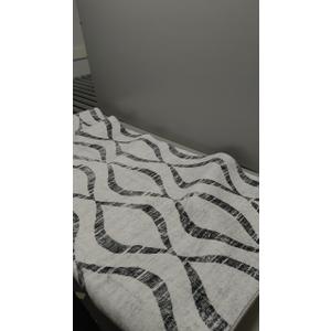 elegant area rug, black and white, (6ft x 9ft)