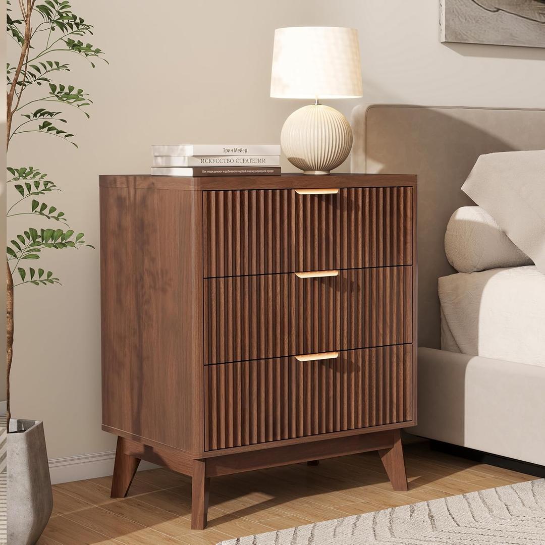LYNCOHOME Fluted Nightstand with 3 Drawers, Modern Wood Chest of Bedside Table with Curved Profile, Fluted Dresser Organizer for Bedroom (15.7"D x 23.6"W x 28.1"H（3 Drawers）, Walnut, 1)