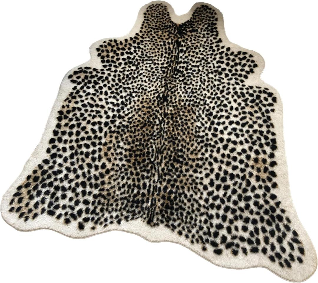 Leopard Print Area Rug, Faux Cheetah Print Rug Soft Plush Animal Skin Pattern Faux Fur Rug for Living Room, Bedroom, Home Decor 39 x 37 Inches