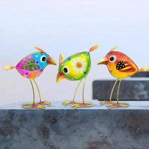 3 Pack Garden Outdoor Metal & Glass Bird Yard Art, Lawn Ornaments Outdoor Decor for Porch Patio, Housewarming Birthday Gifts for Grandma Mom Women