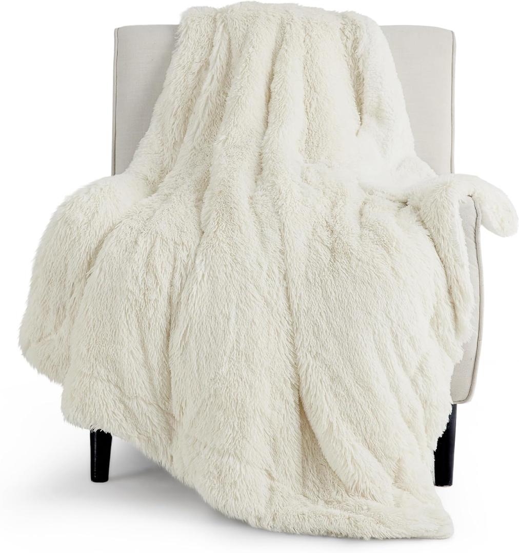 Bedsure Fluffy Cream Throw Blanket Gifts for Women, Men, Soft Fleece Cozy Fuzzy Sherpa Plush Warm Minky Thick Faux Fur Throws for Couch, Bed, Cream Decor Spring Blanket Gifts for Mom Kids, 50x60