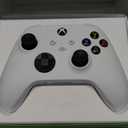 Xbox Wireless Gaming Controller (2025)  Robot White  Play on Xbox, Windows, Android, iOS, FireTV Sticks, Smart TVs, VR Headsets