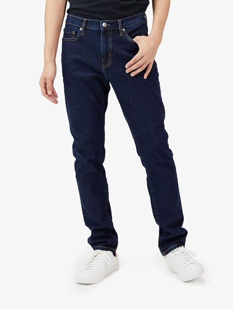 Amazon Essentials Men's Athletic-Fit Stretch Jeans - Discontinued Colors.32×29