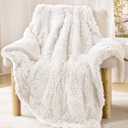 Super Soft Fluffy Faux Fur Throw Blanket for Couch, Fuzzy Sherpa Fleece Cozy Warm Gifts for Women, Room Decor Christmas Plush Thick Throw for Men, Minky Teen Gifts Winter Bedding, 50" x 60" (Cream)