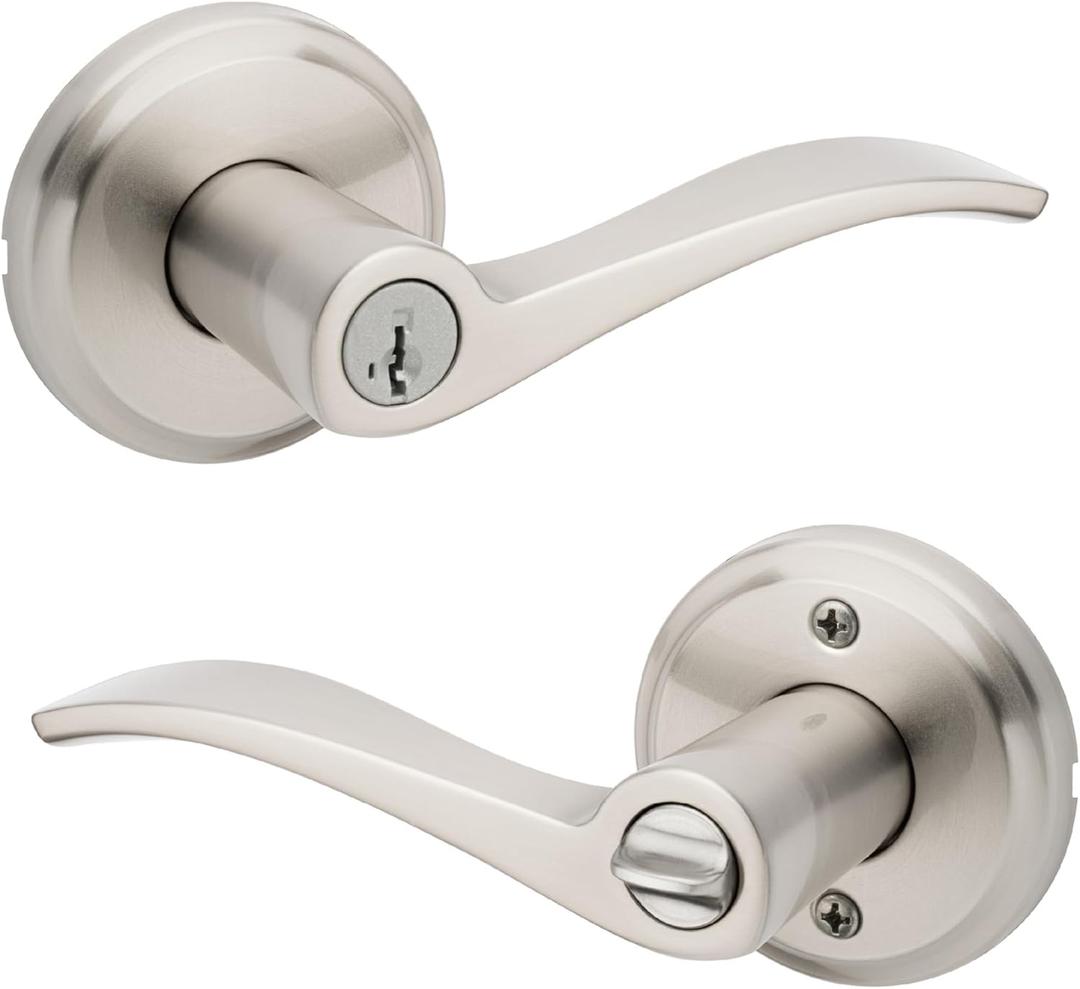 Kwikset Sedona Entry Door Handle with Lock and Key, Secure Keyed Reversible Lever Exterior, for Front Entrance and Bedrooms, Satin Nickel, Pick Resistant Smartkey Rekey Security and Microban
