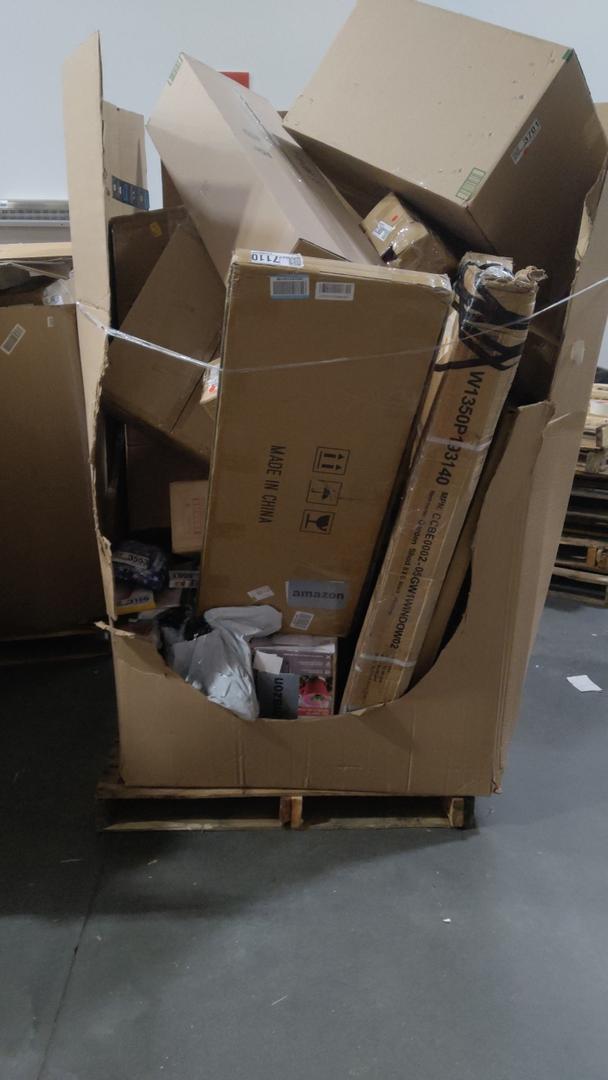 Pallet of Salvage Items