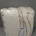 vctops Elegant Embroidered Quilt Set Farmhouse Patchwork Oversized Queen Size Reversible Bedspread Coverlet 3 Piece Cotton Quilted Bedding Set for All Season, 1 Quilt + 2 Pillow Sham (94x102 in)