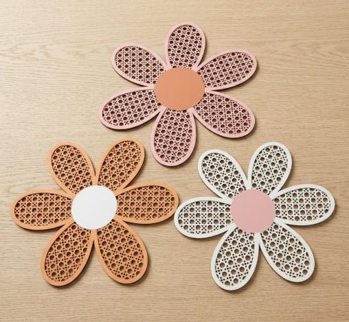 Maitys 3 Pieces Boho Daisy Wall Decor Natural Rattan Flower Wall Hanging Art Wooden Boho Art Nursery Flowers Farmhouse Hanging Decor for Home Office Nursery 