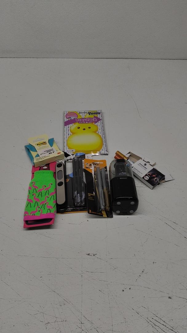 Home Set 8 Pack Pens, Note Dispenser, Socks, Metallicmarkers, PlayPack Peeps