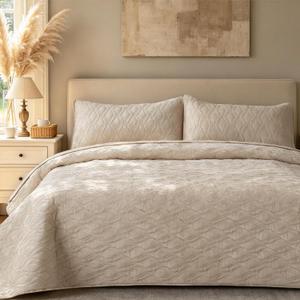 Velvet Quilt Bedding Set 106x118 California King Szie Bedspread Ultra Soft Luxury Comforter Bed Cover with 2PCS Pillow Shams Versatile Style for Bedroom Home Decoration Gift,Beige