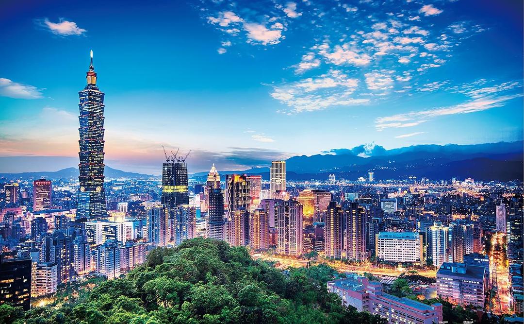 Pintoo Jigsaw Puzzles 1000 Piece for Adults - The Beautiful Sunset of Taipei Beautiful Plastic Puzzle for Home Decor Zero Dust Easy Storage [H1916]