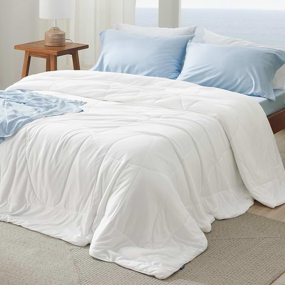 Bedsure Cooling Comforter GentleSoft Moisture Wicking Cooling Blanket for Hot Sleepers, Breathable Lightweight Duvet Insert, Dual-Sided Summer Blanket, White, 90x90 Inches OEKO-TEX STANDARD 100