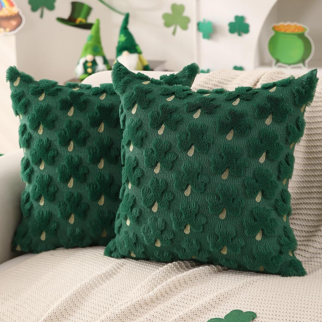 DFXSZ St Patricks Day Pillow Covers 18x18 inch Set of 2 St Patricks Day Decorations Green Shamrock Soft Plush Faux Fur Jacquard Throw Pillows for Bedroom Sofa Holiday Festivals Home Decor PTK022A18 (18" x 18" (Pack of 2), Green Gold)