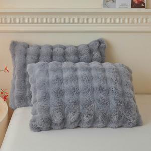 LIFEREVO Pack of 2 Fluffy Faux Rabbit Fur Pillowcases, Elegant Cute Plush Shaggy Bubble Bed Pillow Cases Standard Size Zipper Closure, Home Decorative Furry Fuzzy Long Pillow Shams 20x26, Light Grey