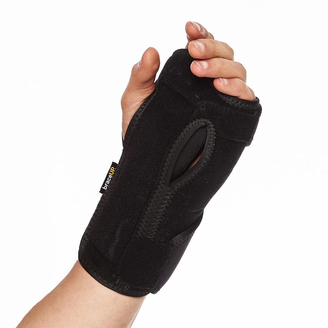 BraceUP Carpal Tunnel Wrist Brace Night Support Lightweight Splint with Cushioned Pads, Night Sleep Wrist Support Brace for Pregnancy, Hand Support, and Tendonitis Arthritis Pain Relief, One Size