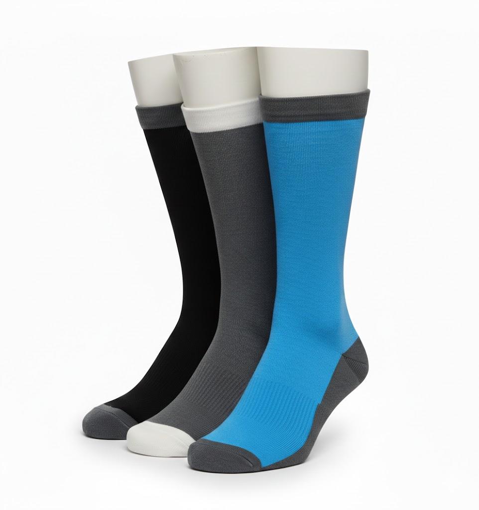 3Pairs Plus Size Compression Socks for Women & Men, Extra Wide Calf 20-30 mmHg Knee High Compression Stockings for Circulation Swelling Support