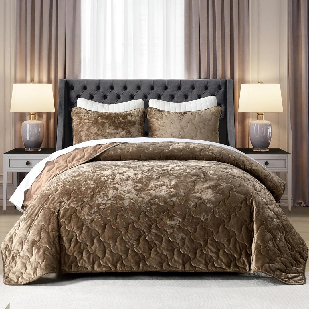 Homzard Luxury Velvet Quilt Set King Size Bedding, Mocha Brown Comforter Set, Ultra-Soft Striped Channel Stitch All Season Comforter, Thermal Bedspread Coverlet with 2 Pillow Shams