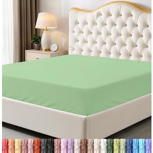 Utopia Bedding Queen Fitted Sheet - Bottom Sheet - Deep Pocket - Soft Microfiber - Shrinkage and Fade Resistant - Easy Care -1 Fitted Sheet Only (Sage Green)