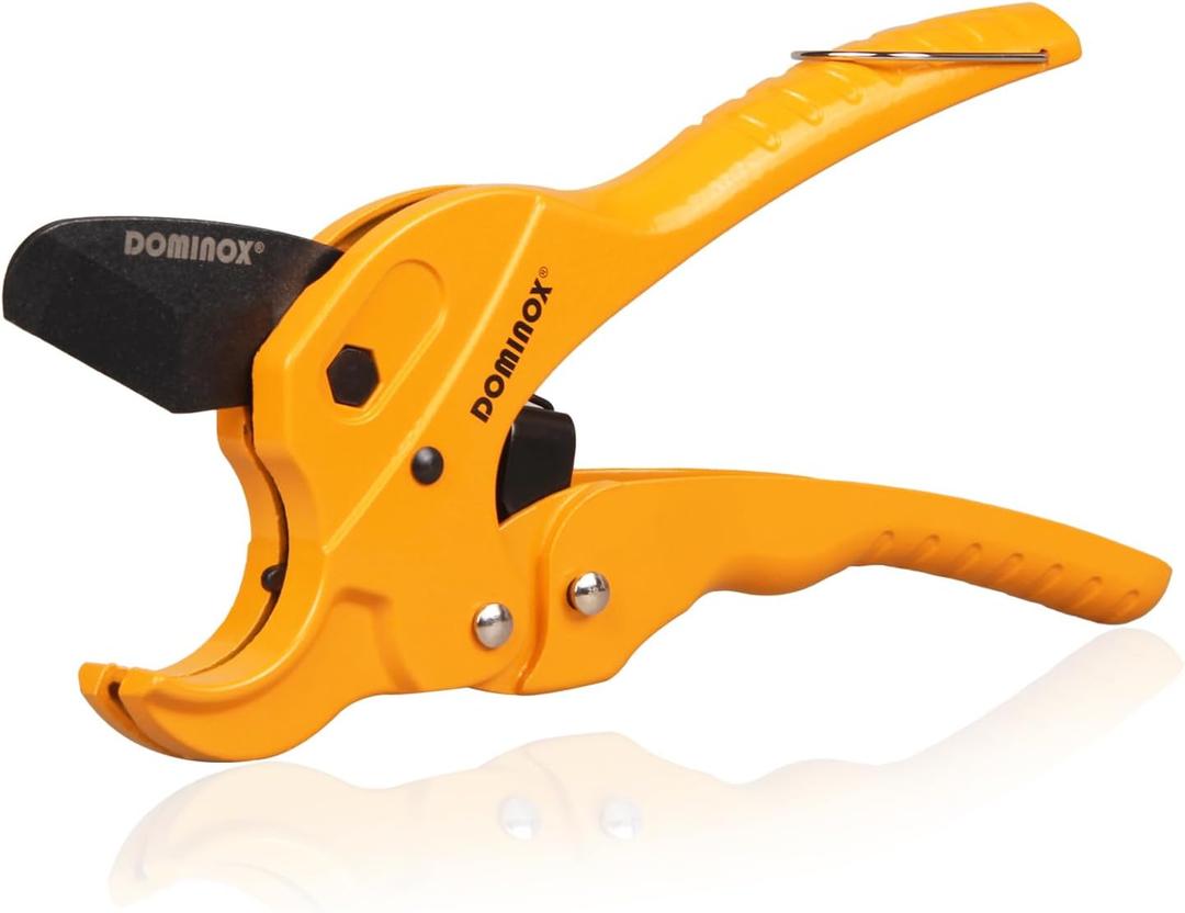 1 1/4'' Ratchet Type Pipe Cutter, Suitable for professional plumbers and DIY Home worker, Suitable for cutting Pex, PVC and PPR plastic hoses and Plumbing Pipe.