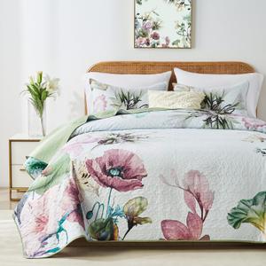 Yogeneg King Size Quilt Set, Elegant Floral Botanical Pattern Green Bedding Set,3 Piece Lightweight Soft Summer Bedspread Coverlet with 2 PIillow Sham for All Season(Green Floral,110"x96")