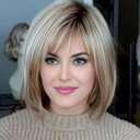 RENERSHOW Blonde Highlight Short Pixie Bob Wig with Bangs Straight Ombre Blonde Synthetic Wig with Dark Roots Layered Blonde Wigs for Women Medium Bob Daily Party Wig