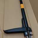 Fiskars Stand-Up Weed Puller Tool, 4 Serrated Stainless Steel Claws Grip Roots for Permanent Removal, Reinforced Foot Platform Penetrates Tough Soil, Easy-Eject & Ergonomic Offset Handle, 39"