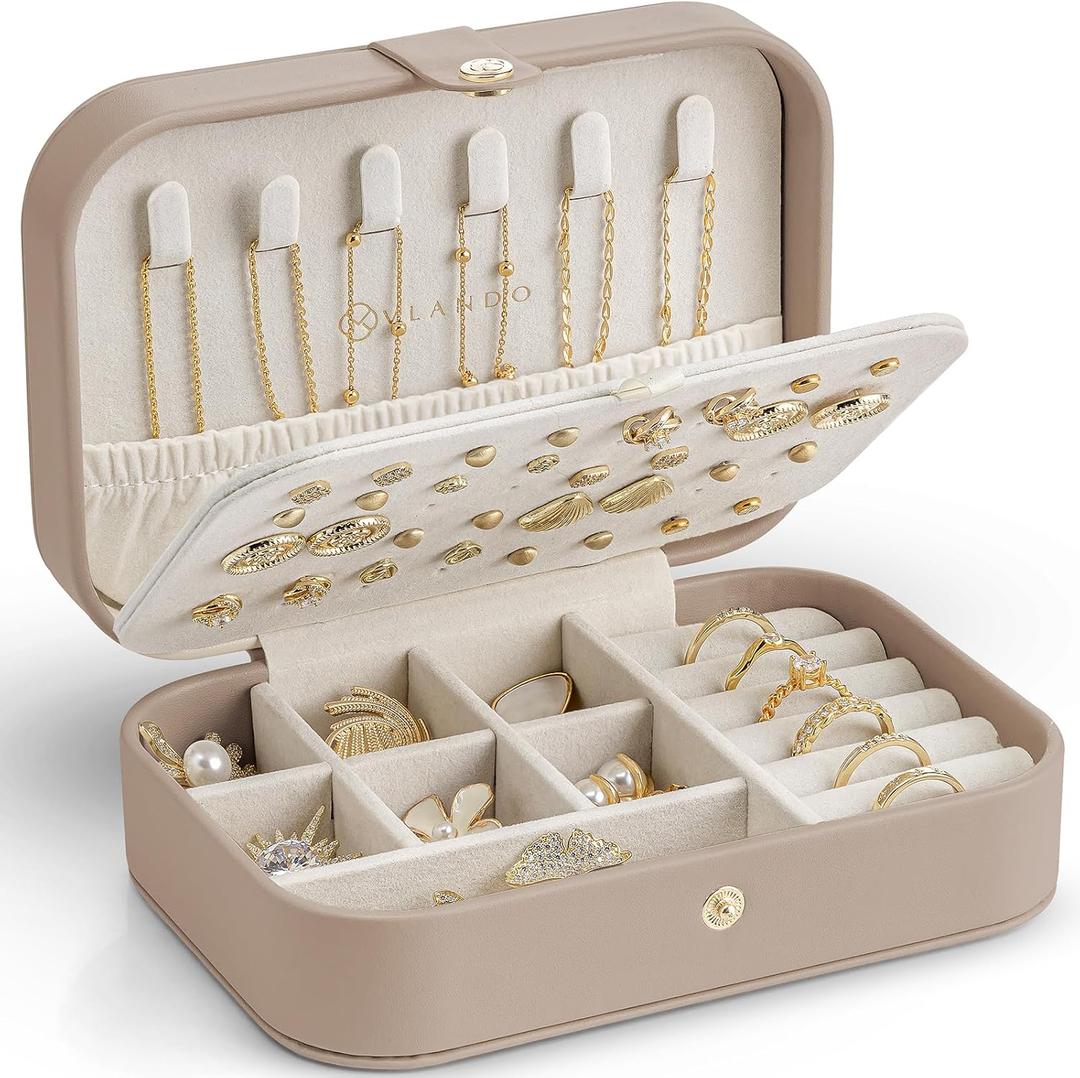 VLANDO Travel Jewelry Case for Women Girls Mothers, PU Leather Small Jewelry Box for Rings, Necklaces, Bracelets, Earring Holder Organizer Storage for Travel Accessories, Valentines Gift - Toffee
