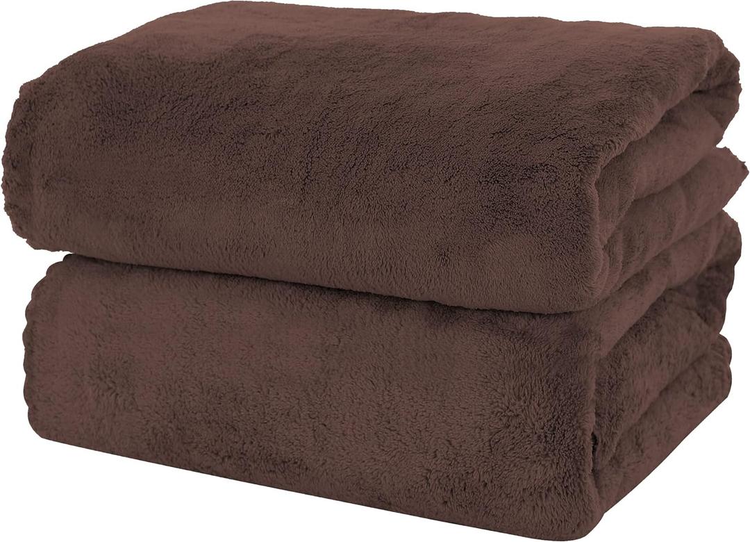 2 Brown Bath Towels