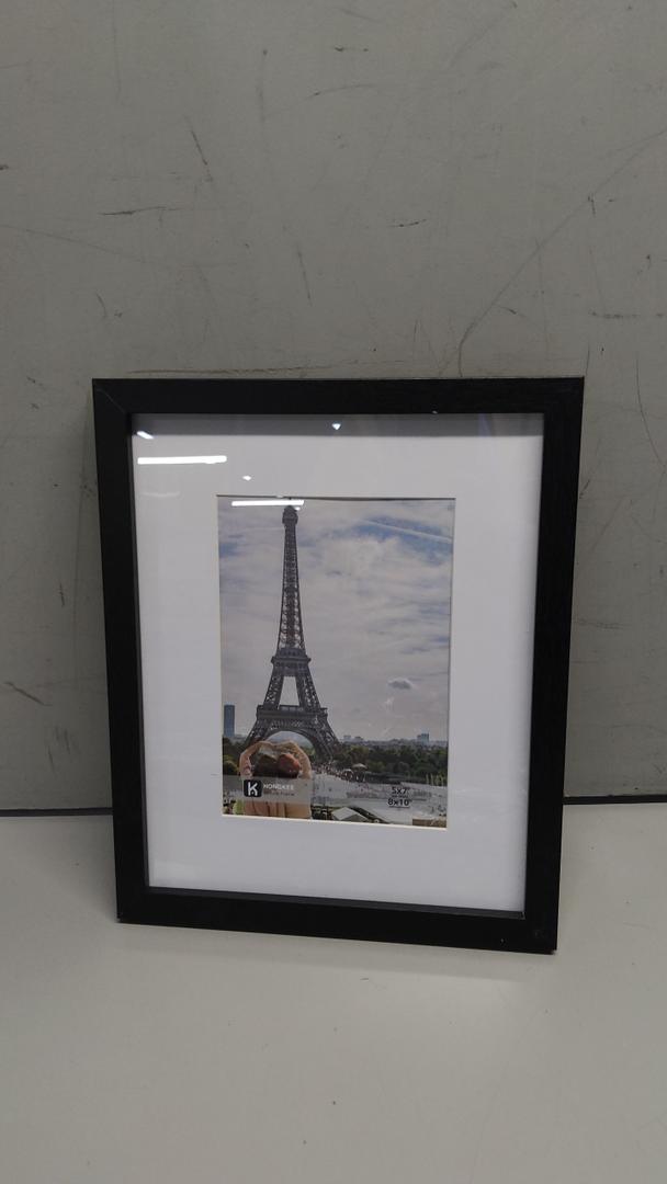 Hongkee 8x10 Black Picture Frames set of 3, Made of Wooden and Glass Photo frame - Displays Picture 5x7 with Mat or 8 x 10 without Mat, Desktop & Wall Collage Frame set