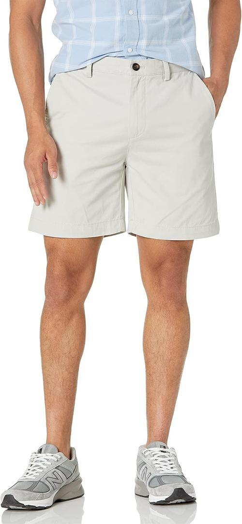 Amazon Essentials Men's Slim-Fit 7" Chino Shorts, Grey, 31