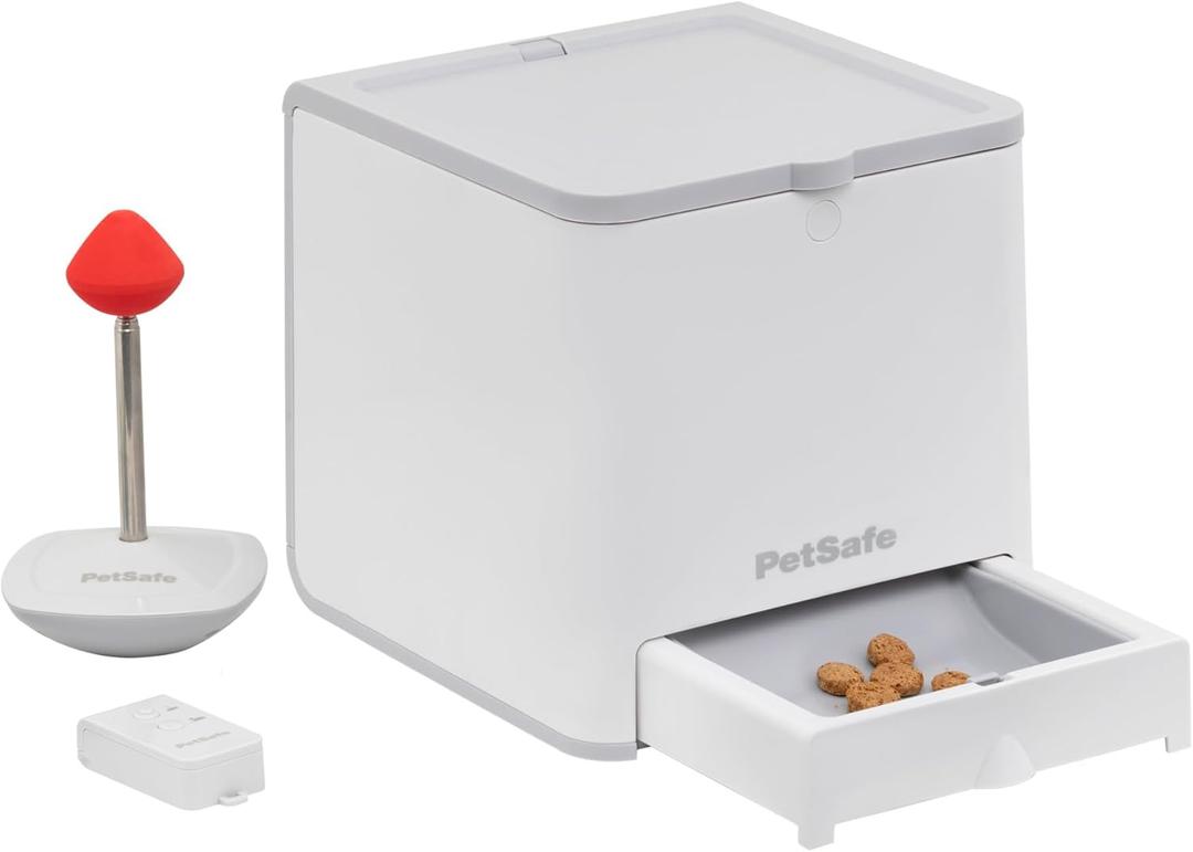 PetSafe Teach & Treat Remote Reward Trainer Remote Treat Dispenser for Dogs Portable Training Tool