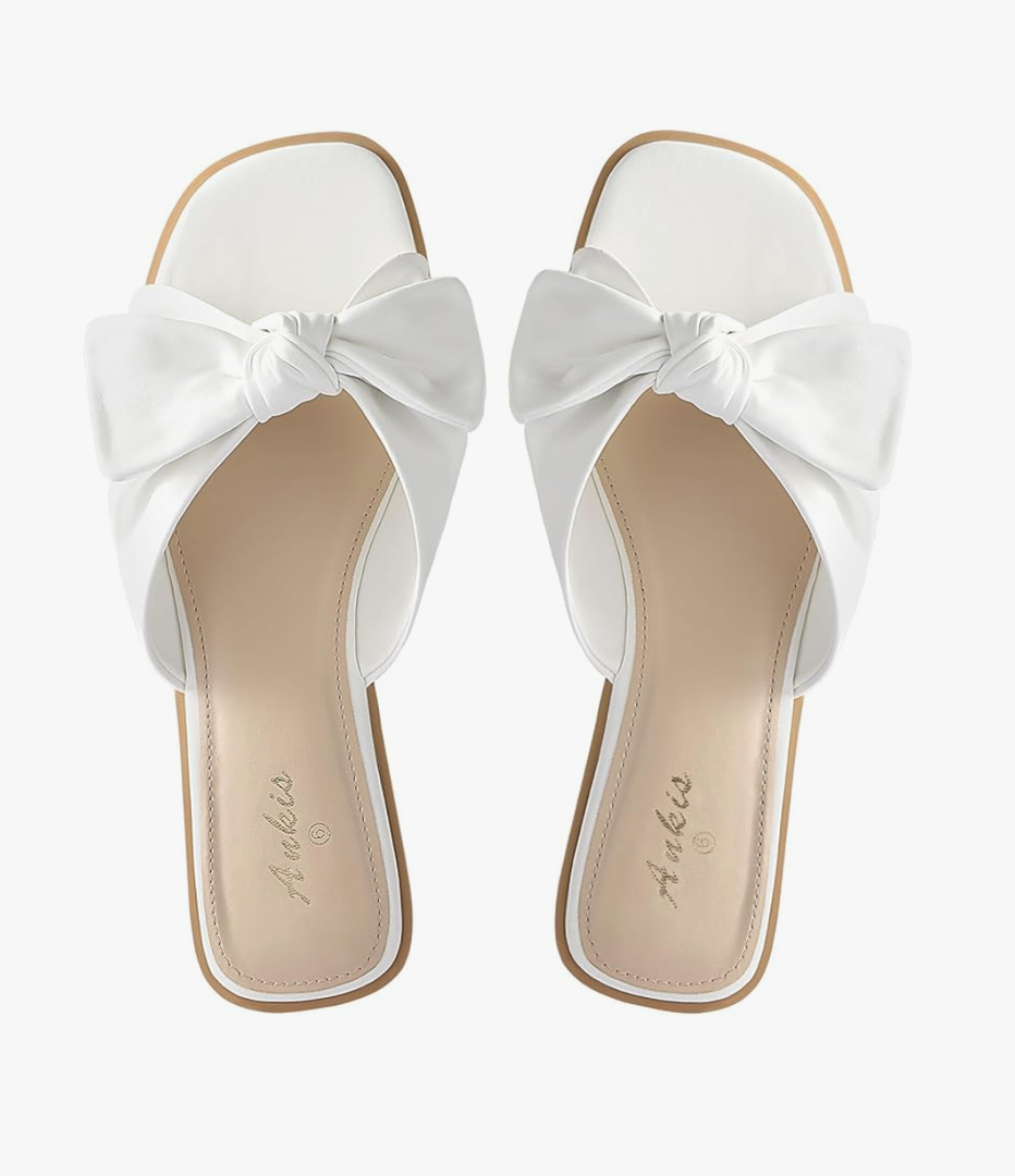 Womens White Black Flat Sandals for Women Dressy Comfortable Summer Beach Sandals for Women 2025 Cute Bow Square Open Toe Slip On Slide Sandals Bridal Wedding Shoes, Size 7