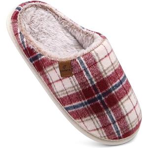 Heart and Heritage Christmas Plaid Slippers Size M 9-10 Mens Plaid Red