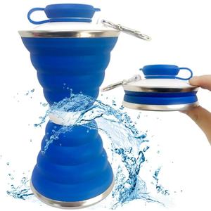 Collapsible Water Bottle, Camping Cup With Carabiner, Reuseable Silicone Foldable Leak Proof Portable Sports Travel Water Bottles For Outdoor, Travel Gym Hiking, BPA Free, Cycling Cups with Carabiner (Blue)