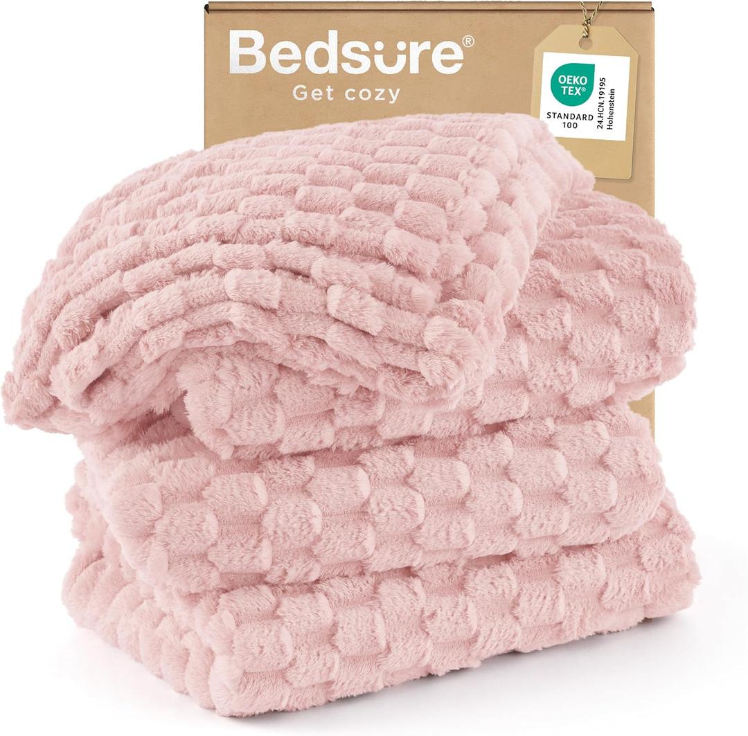 Bedsure Blanket Queen Size for Bed - 350GSM Fluffy Plush Bubble Blanket Queen Size for Home Room Decor, GentleSoft Cute Fleece Soft Cozy Gifts for Women Girls, Pink, 90x90 Inches